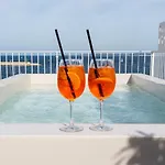 Xilhotel Hotell 4*