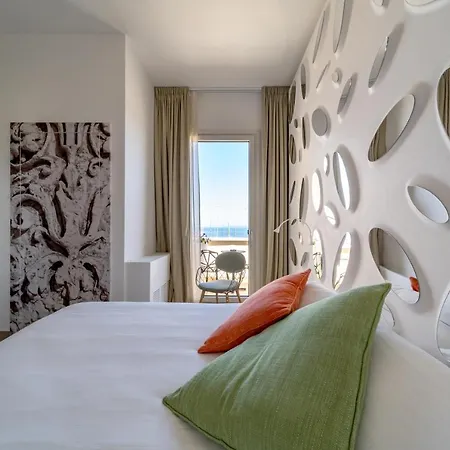 Xilhotel فندق