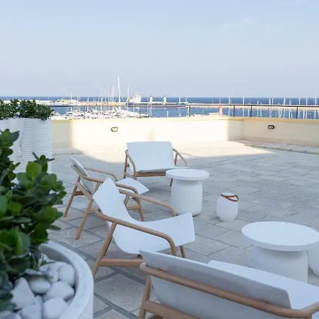 ホテル Xilhotel